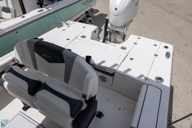 New 2024 Robalo  Boat for sale